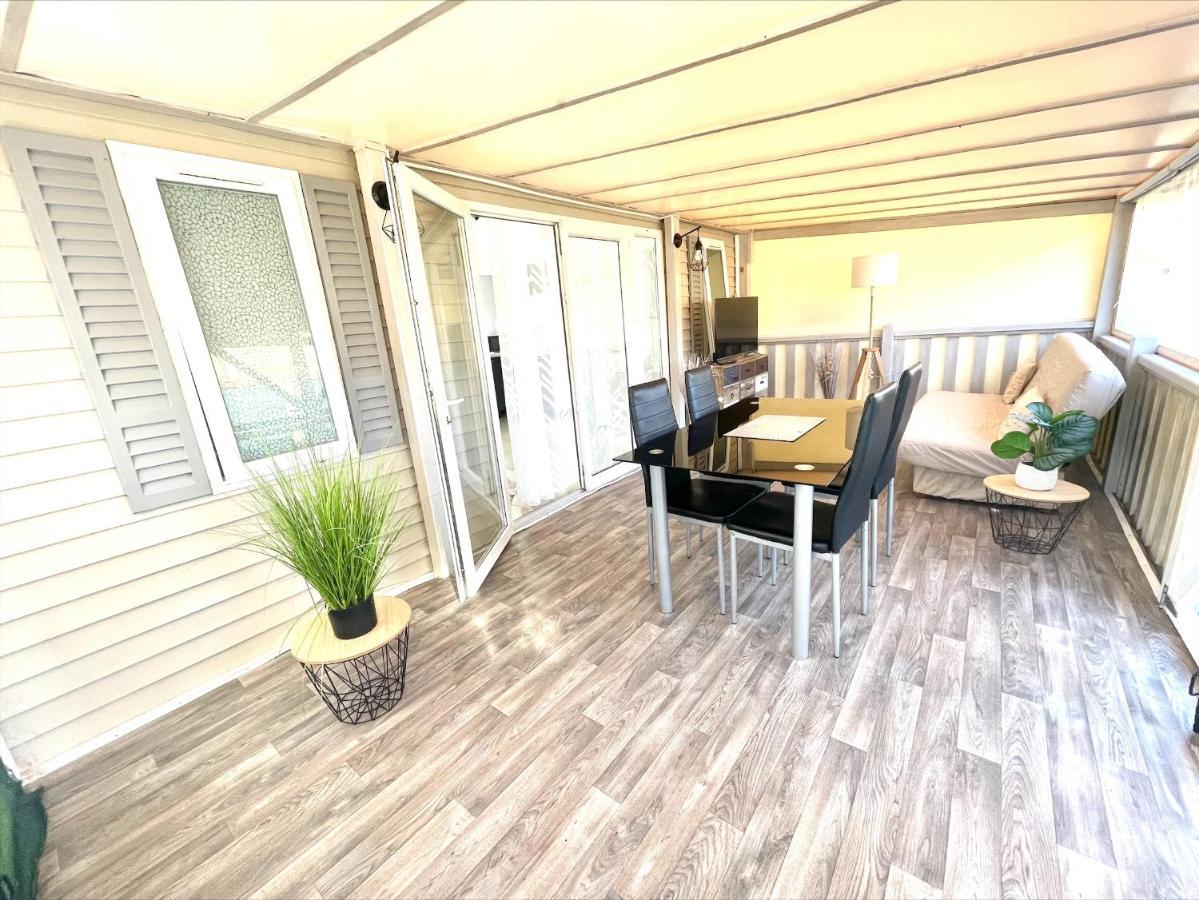 Mobil Home توريت المظهر الخارجي الصورة